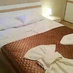 아파트 Amara