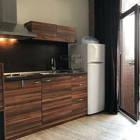 Amara Apartment *